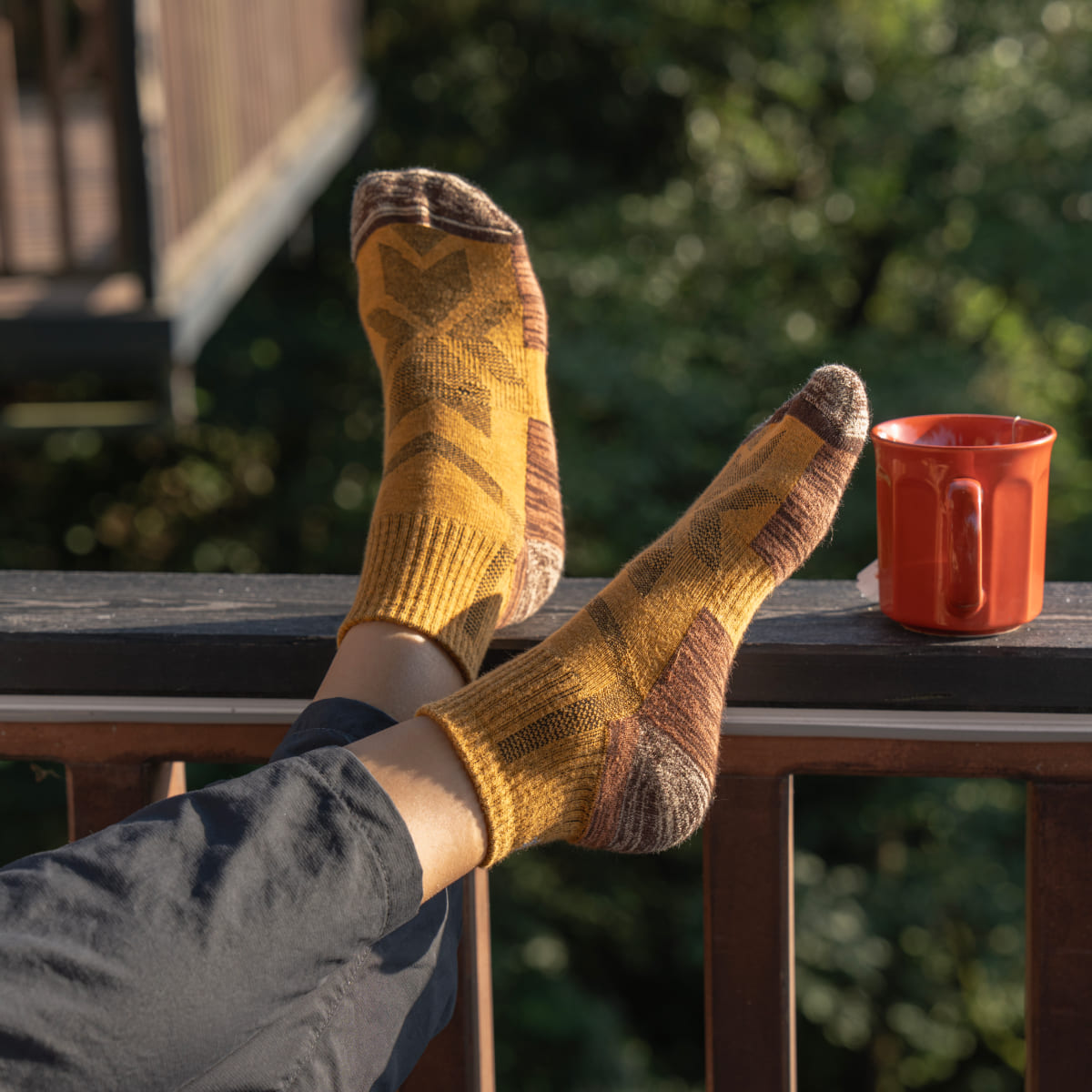 Hiking - Yellow Low-Cut (1 pair)